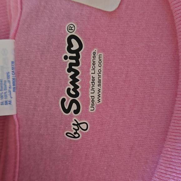 Hello Kitty Horoscope Gemini Tee - Picture 8 of 8